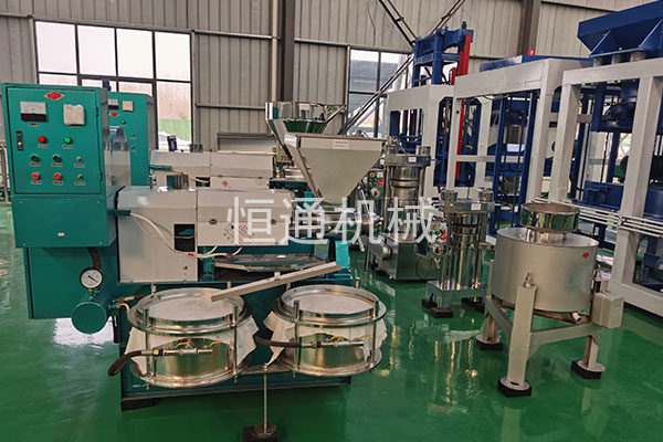 芝麻榨油機(jī)廠家零利潤供應(yīng)配件